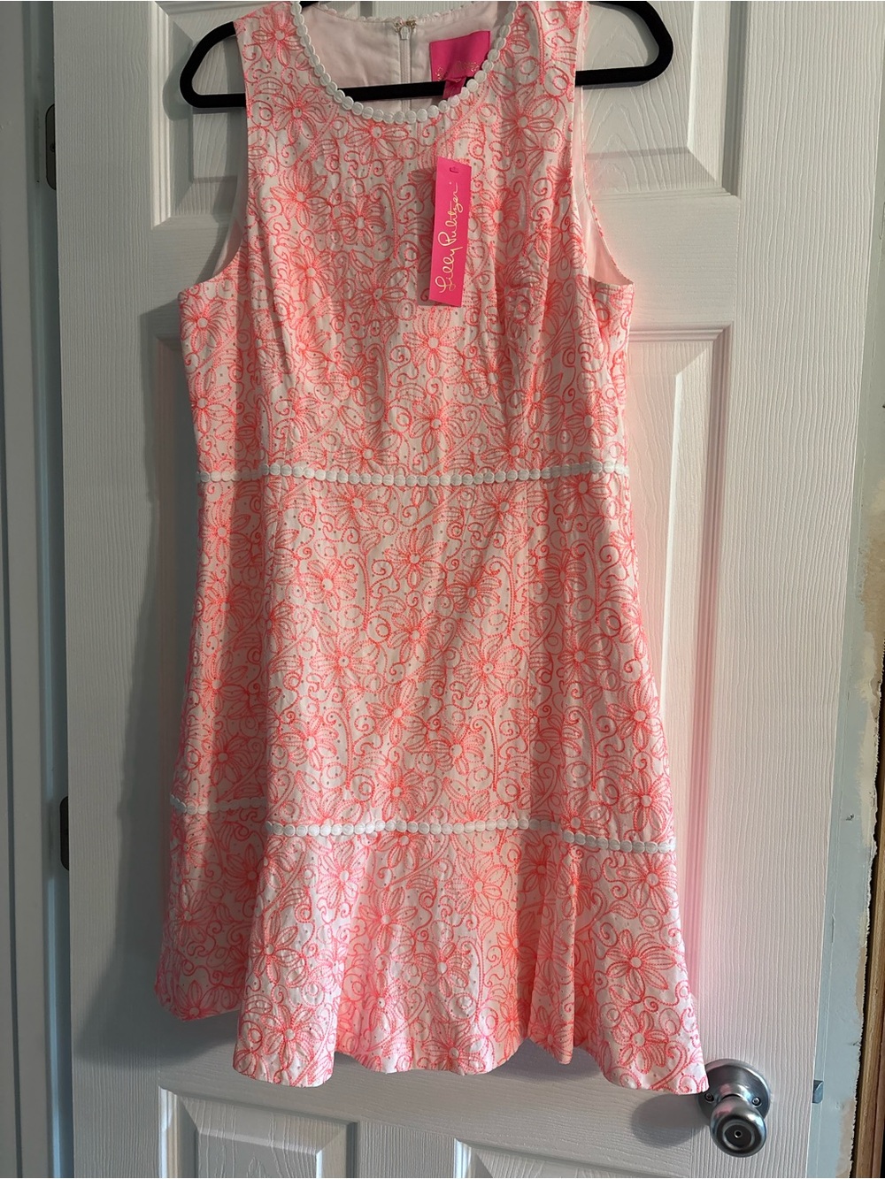 Lilly Pulitzer NWT size 14 Ellen Coral Dress in Embroidered Coral Shift Dress